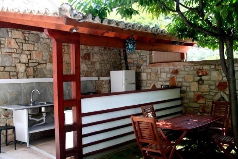 Spyridoula'S Guest House Himarë Exterior foto